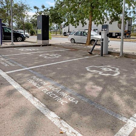 B&B Hotel Figueres Фигерас Экстерьер фото