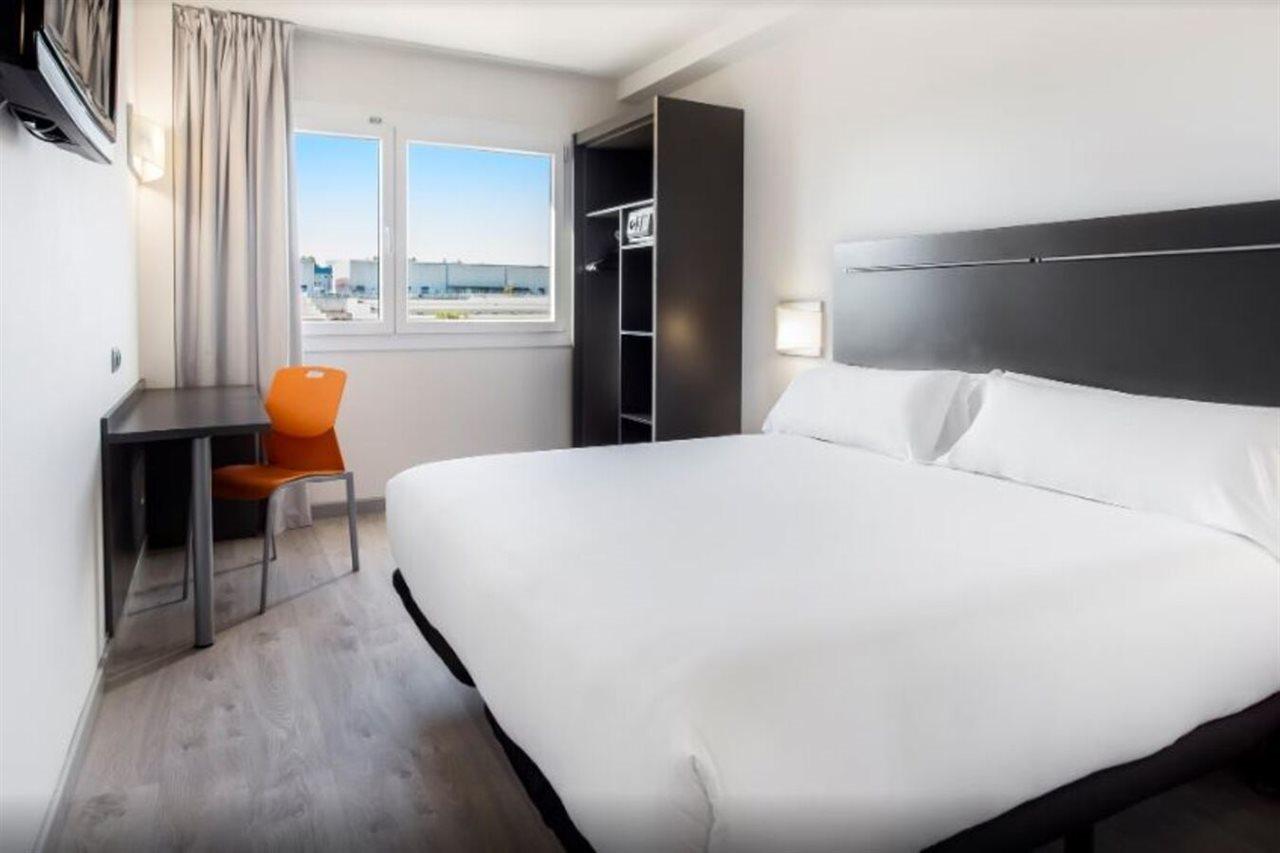 B&B Hotel Figueres Фигерас Экстерьер фото