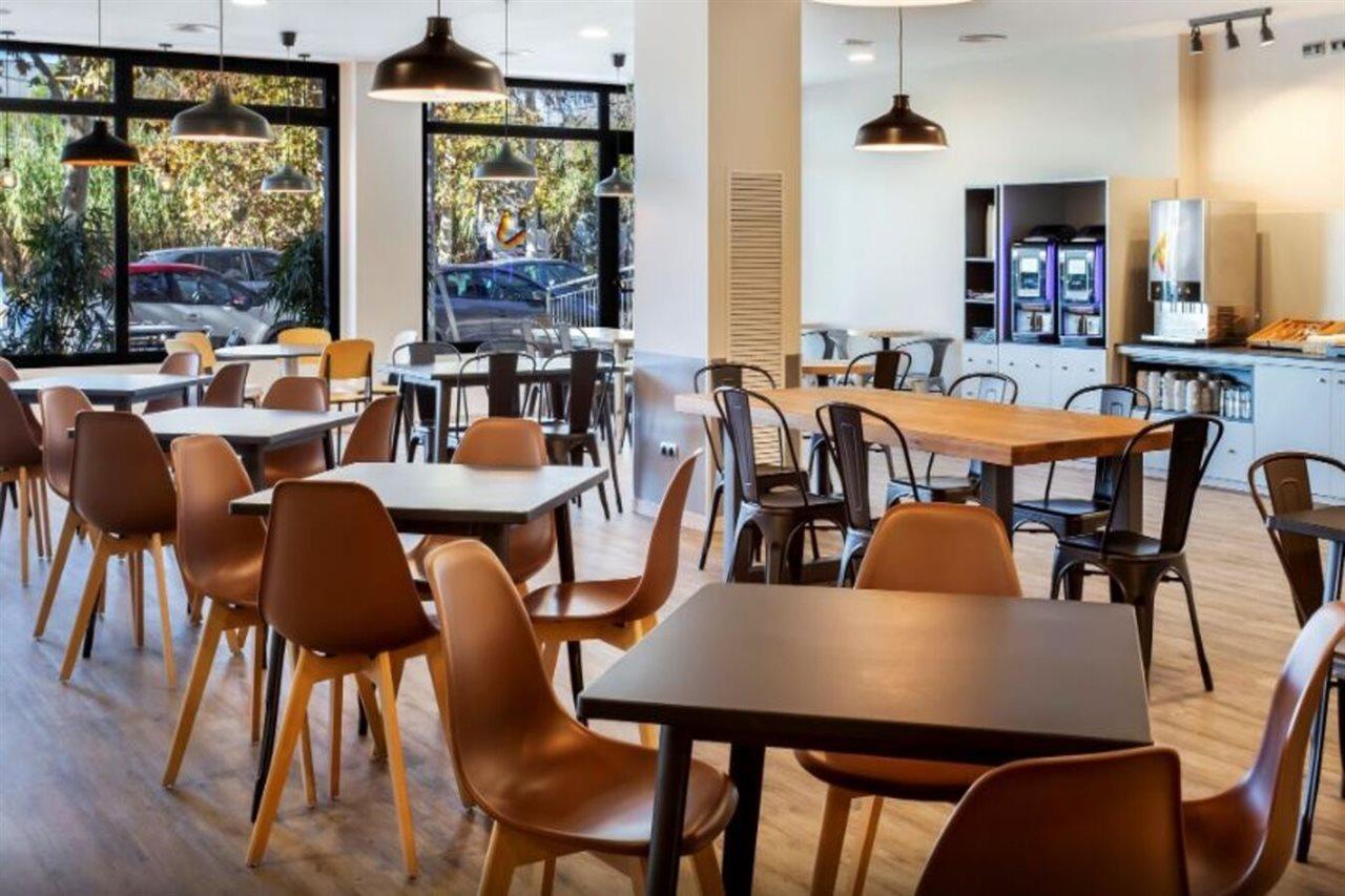 B&B Hotel Figueres Фигерас Экстерьер фото
