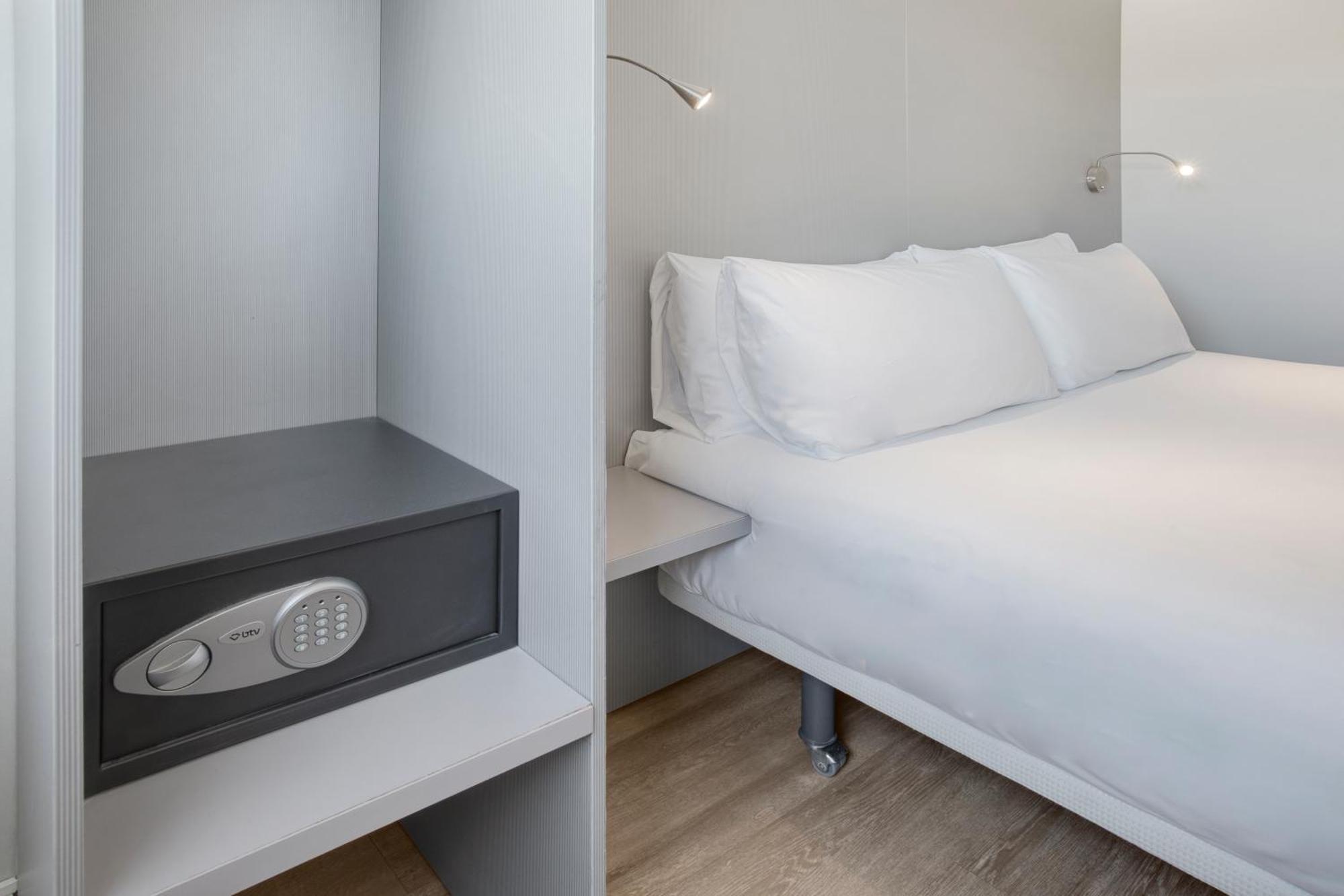 B&B Hotel Figueres Фигерас Экстерьер фото