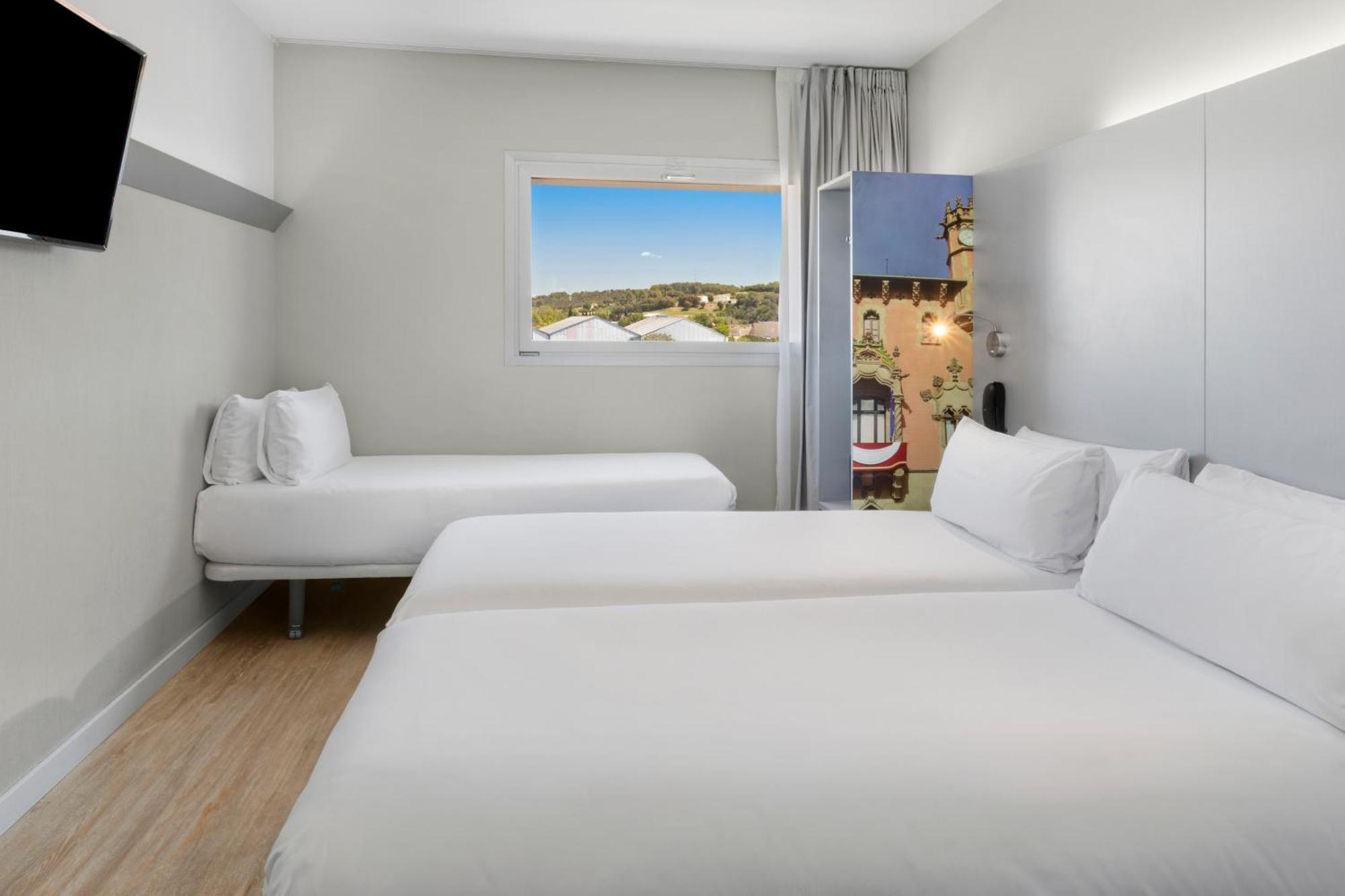B&B Hotel Figueres Фигерас Экстерьер фото